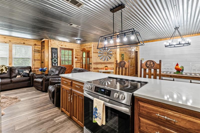7478 County Road 1020, Wolfe City TX 75496 - Photo 8