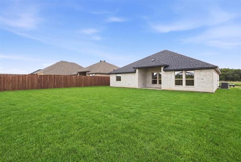 1600 Oleander Drive, Tolar TX 76476 - Photo 35