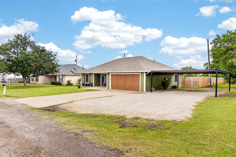 703 S College Street, Celeste TX 75423 - Photo 26
