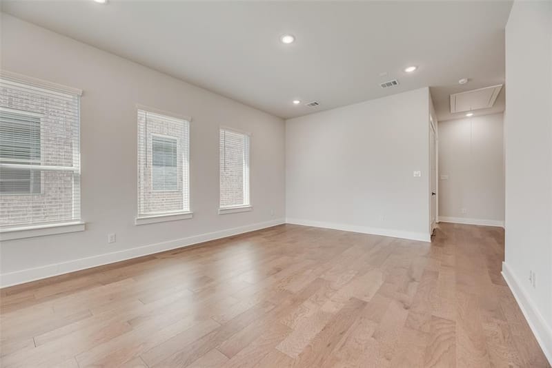 901 Ash Road, Plano TX 75075 - Photo 11
