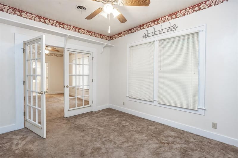 206 Ritchey Street, Gainesville TX 76240 - Photo 16