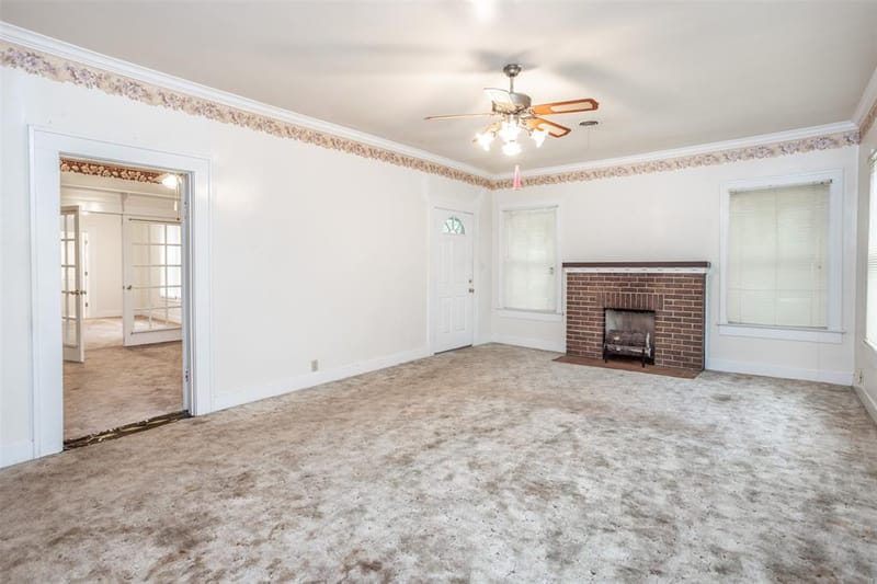 206 Ritchey Street, Gainesville TX 76240 - Photo 9