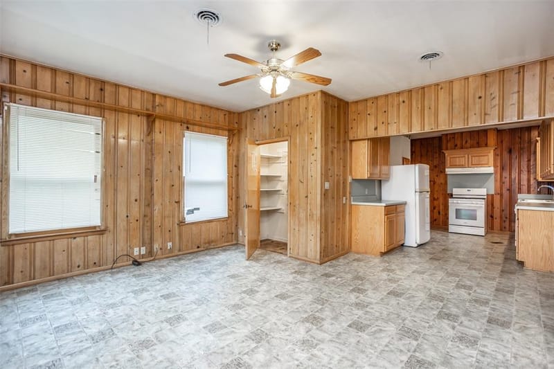 206 Ritchey Street, Gainesville TX 76240 - Photo 15