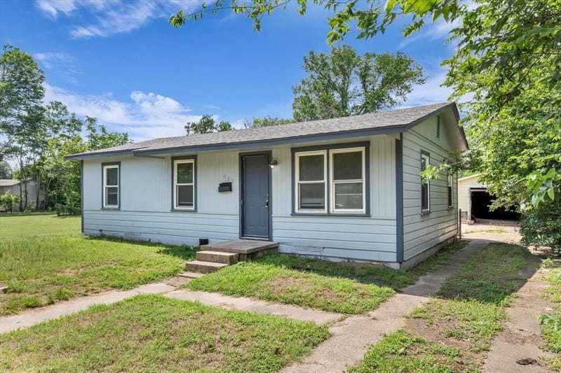 612 Dunbar Street, Waco TX 76704 - Photo 2
