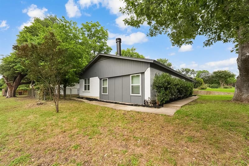 1425 Oakhill Drive, Plano TX 75075 - Photo 12