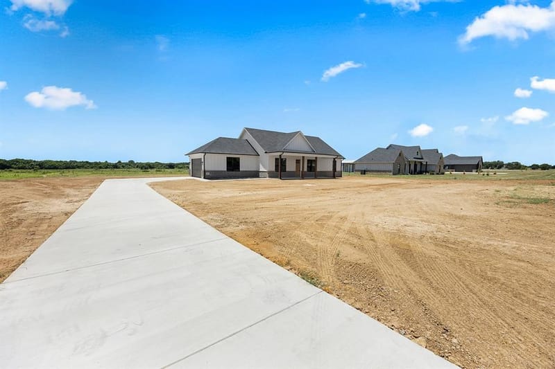 3764 County Road 424, Cleburne TX 76031 - Photo 2