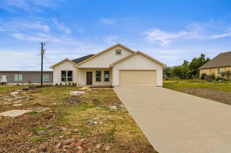 7074 NE County Rd 1050, Rice TX 75155