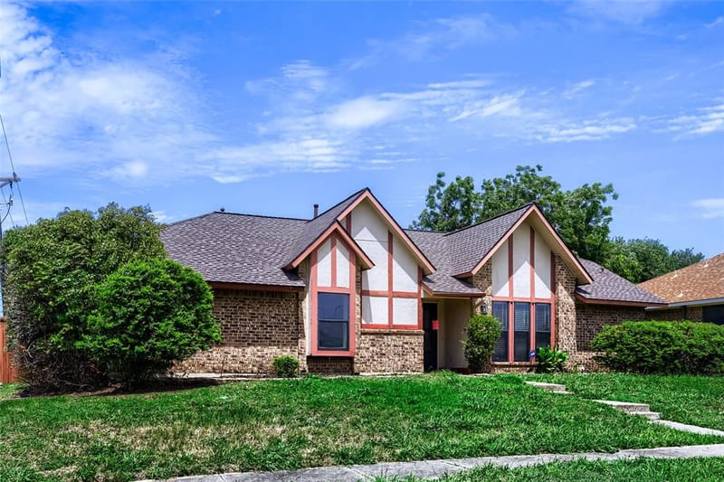 1701 Paxton Drive, Carrollton TX 75007 - Photo 2