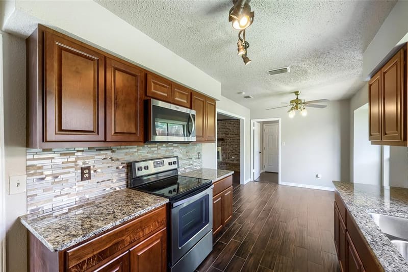 1701 Paxton Drive, Carrollton TX 75007 - Photo 12