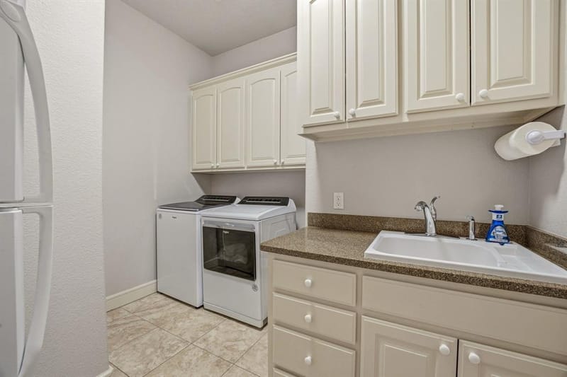 2707 Harborside Drive, Granbury TX 76048 - Photo 23