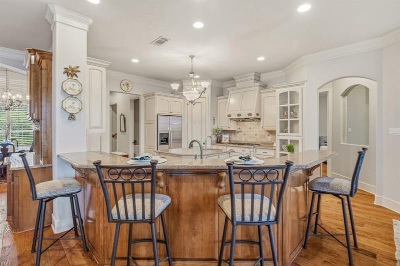 2707 Harborside Drive, Granbury TX 76048 - Photo 8