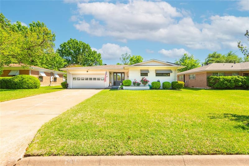 925 S Andrews Avenue, Sherman TX 75090 - Photo 5