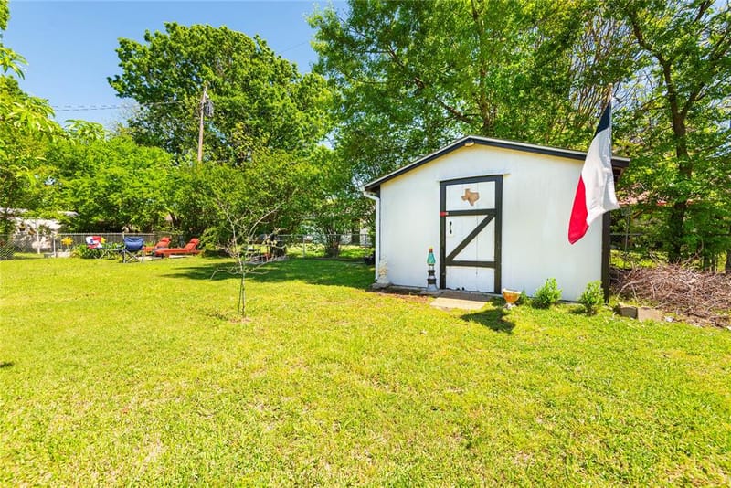 925 S Andrews Avenue, Sherman TX 75090 - Photo 24