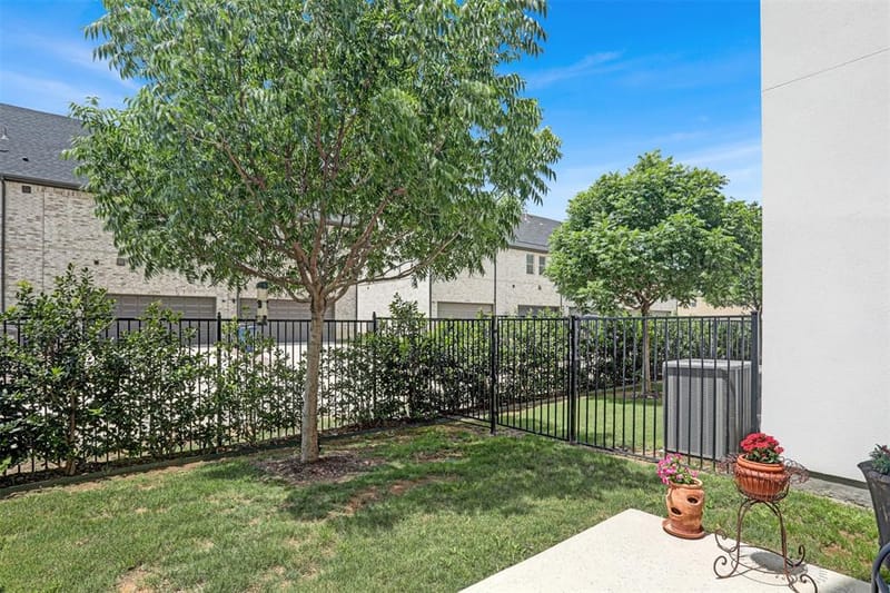 13001 Hutton Drive # 10, Farmers Branch TX 75234 - Photo 39