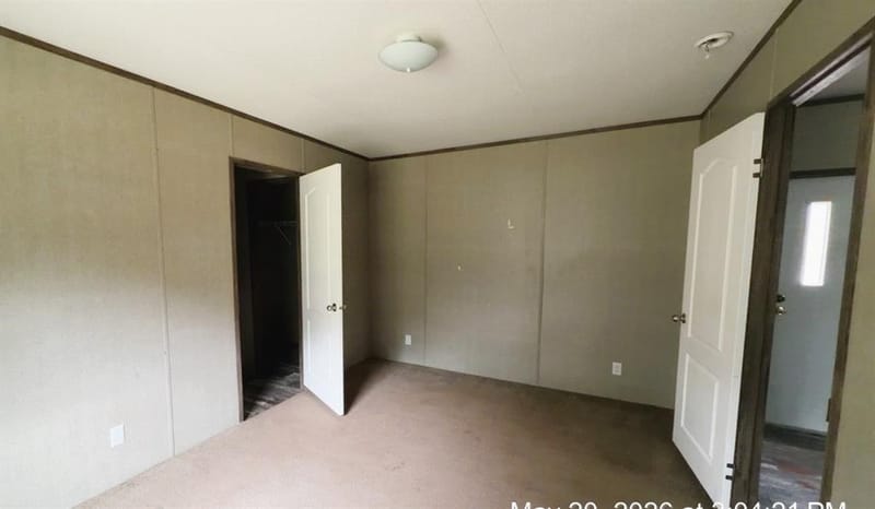 2802 Sycamore Court, Granbury TX 76048 - Photo 4