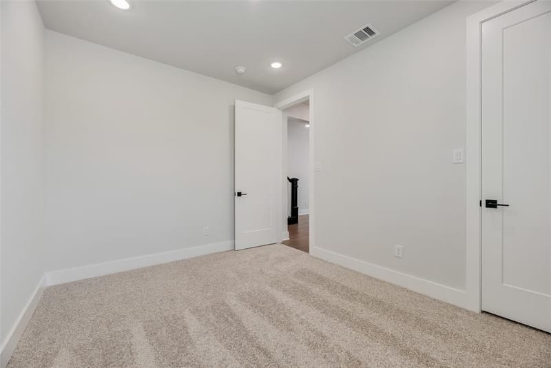 905 Ash Road, Plano TX 75075 - Photo 12