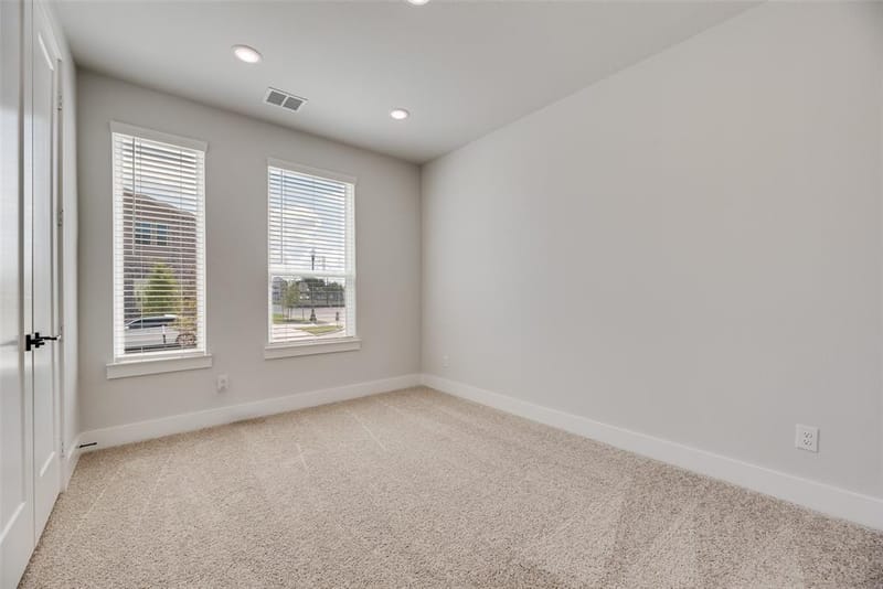 905 Ash Road, Plano TX 75075 - Photo 8