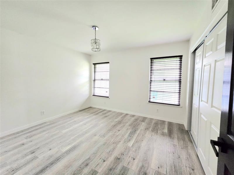 2953 Bay Oaks Drive, Dallas TX 75229 - Photo 9