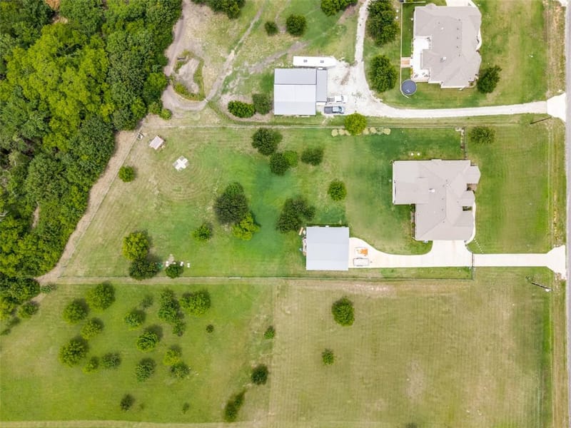 1013 Finney Drive, Weatherford TX 76085 - Photo 10