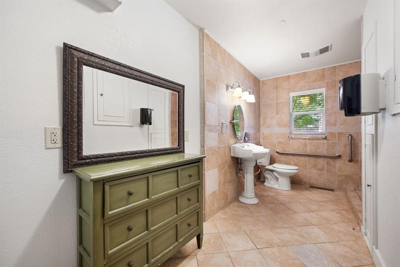 801 NW 7th Avenue, Mineral Wells TX 76067 - Photo 24