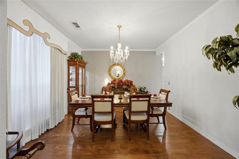 1759 Sunset Ridge Drive, Grand Prairie TX 75050 - Photo 5
