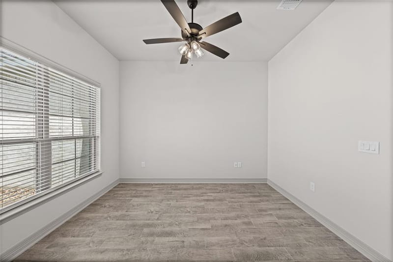 405 Willow Drive, Troy TX 76579 - Photo 6