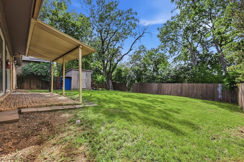 1839 Sherwood Lane, Carrollton TX 75006 - Photo 36