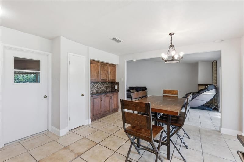 1839 Sherwood Lane, Carrollton TX 75006 - Photo 18