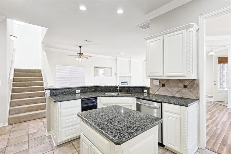 8354 Sunset Cove Drive, Fort Worth TX 76179 - Photo 7