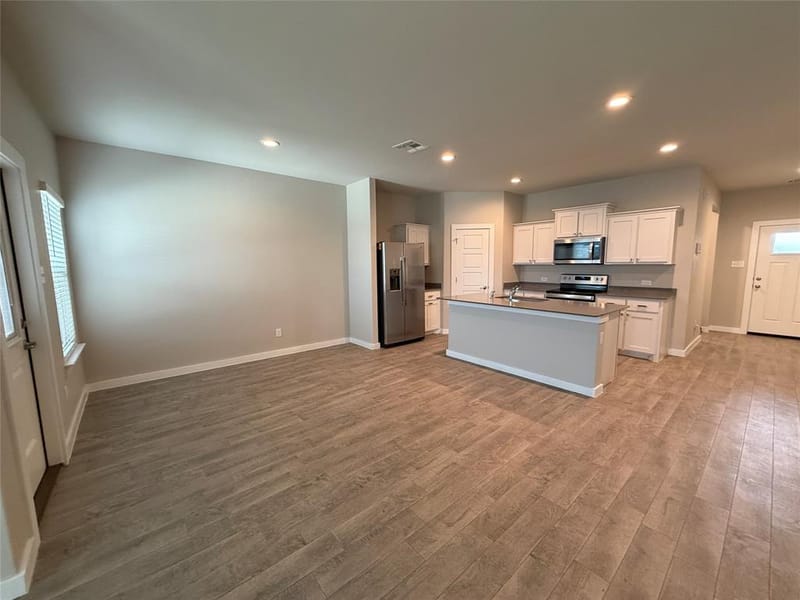 1600 Battery Park Drive, Alvarado TX 76009 - Photo 3