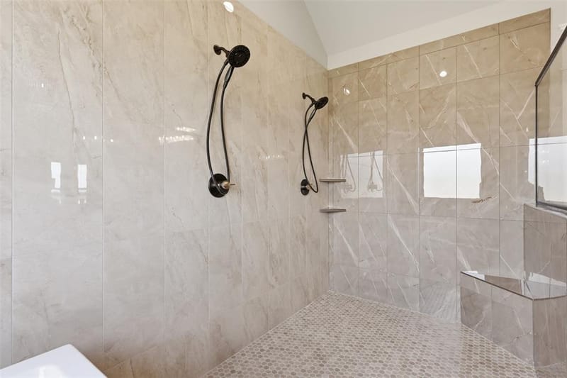 2006 Lindale Lane, Granbury TX 76049 - Photo 24