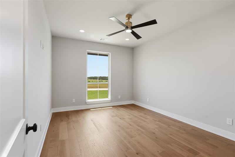 2006 Lindale Lane, Granbury TX 76049 - Photo 31