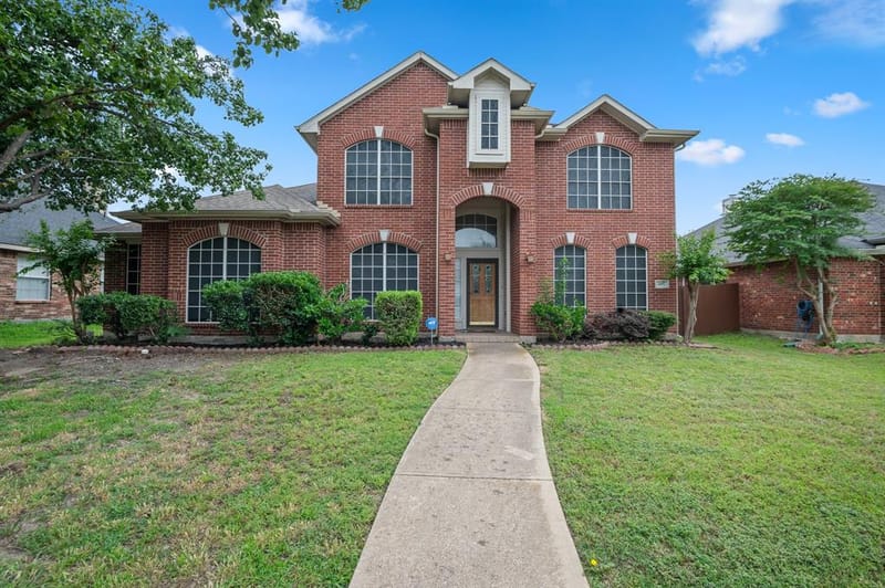 8114 Salzburg Drive, Rowlett TX 75089