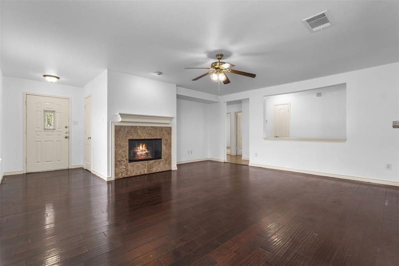 6163 Balcony Lane, Dallas TX 75241 - Photo 3