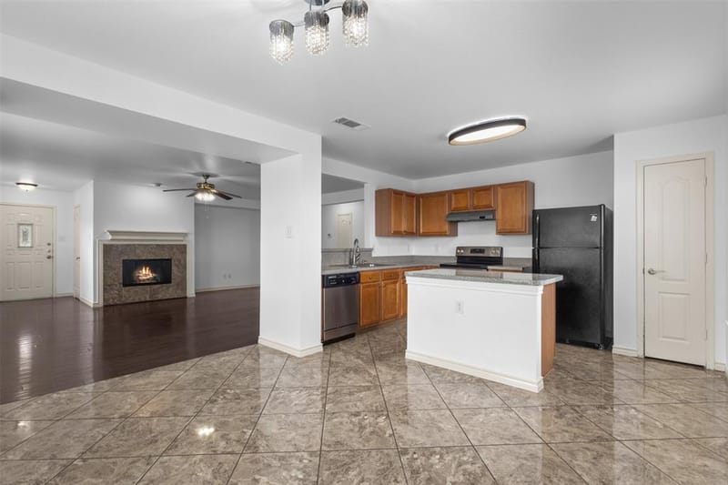 6163 Balcony Lane, Dallas TX 75241 - Photo 4
