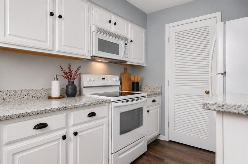 1900 Cloisters Drive # 322, Arlington TX 76011 - Photo 7