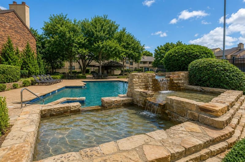 1900 Cloisters Drive # 322, Arlington TX 76011 - Photo 18