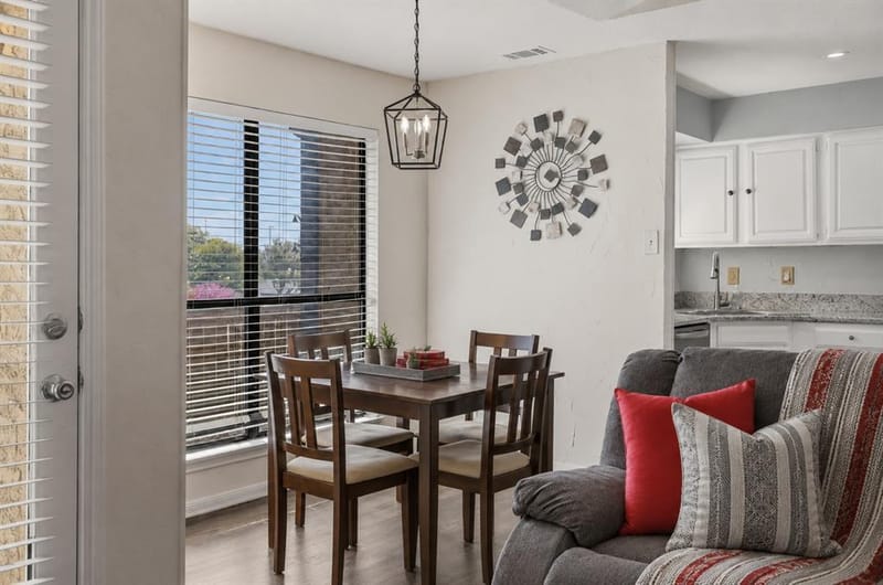 1900 Cloisters Drive # 322, Arlington TX 76011 - Photo 4
