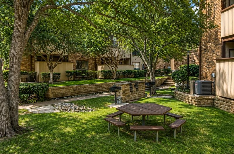 1900 Cloisters Drive # 322, Arlington TX 76011 - Photo 21