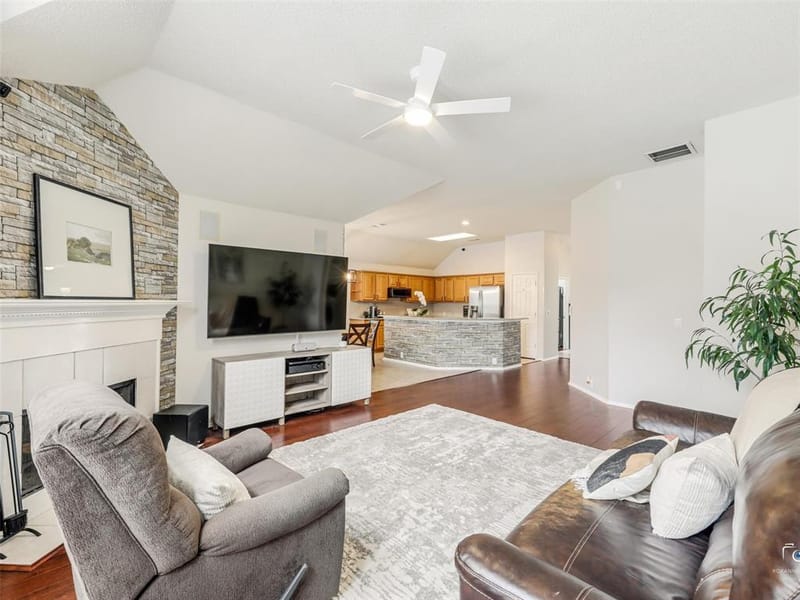 7604 Naples Lane, Frisco TX 75035 - Photo 9