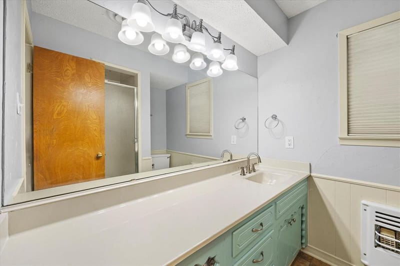 2308 Royal Lane, Greenville TX 75402 - Photo 17