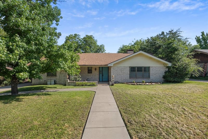 2308 Royal Lane, Greenville TX 75402 - Photo 3