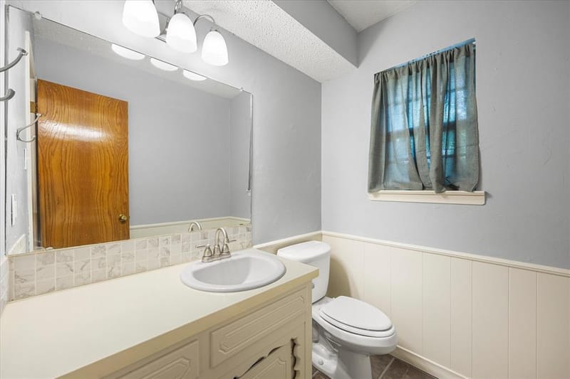 2308 Royal Lane, Greenville TX 75402 - Photo 20