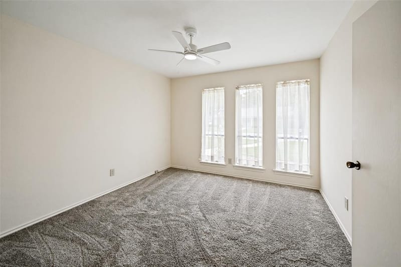 2414 Lakeview Circle, Arlington TX 76013 - Photo 20