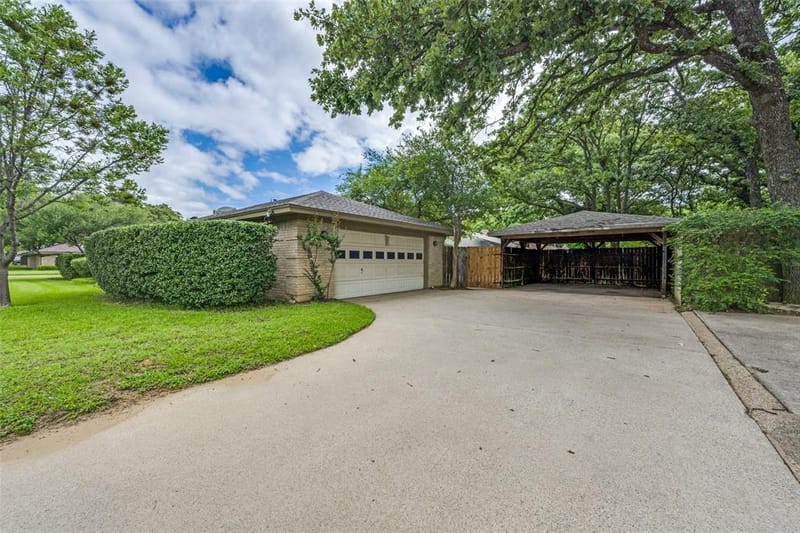 2414 Lakeview Circle, Arlington TX 76013 - Photo 25