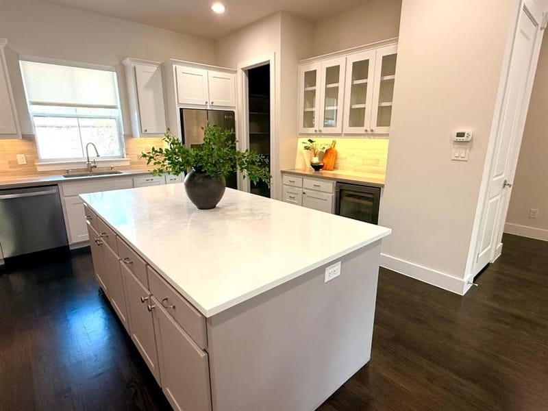 7700 Eastern Avenue # 401, Dallas TX 75209 - Photo 10