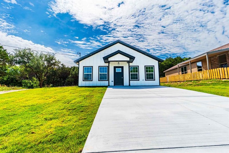 4315 Mountain Hollow Drive, Granbury TX 76048 - Photo 40
