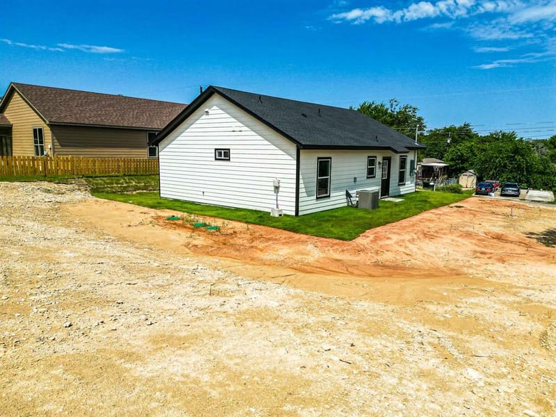 4315 Mountain Hollow Drive, Granbury TX 76048 - Photo 35