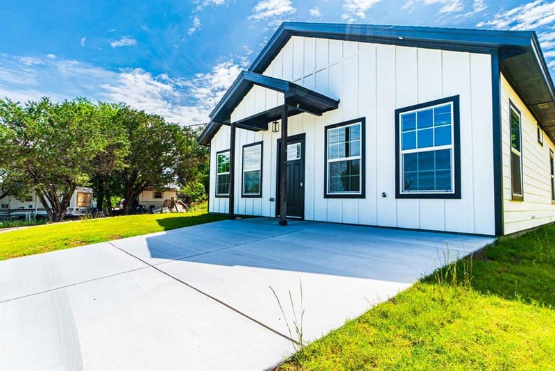 4315 Mountain Hollow Drive, Granbury TX 76048 - Photo 39