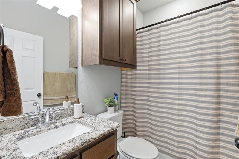 1409 Denton Drive, Carrollton TX 75006 - Photo 24